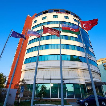 Grand Hotel Victory Aktau  Ngoại thất bức ảnh